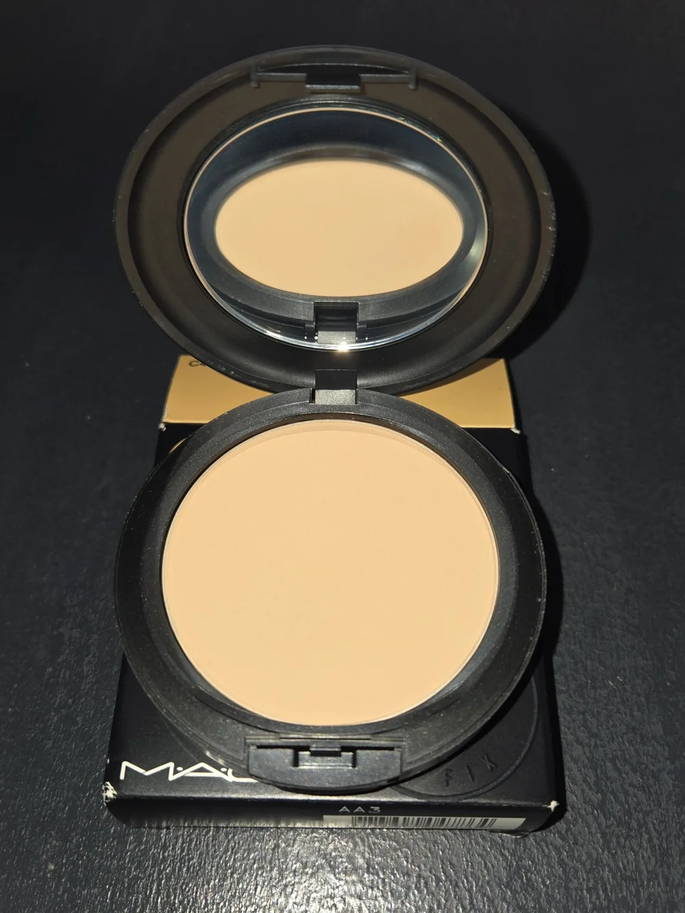 MAC Cosmetics Studio Fix Powder Plus Foundation C4 - Original Talc Version